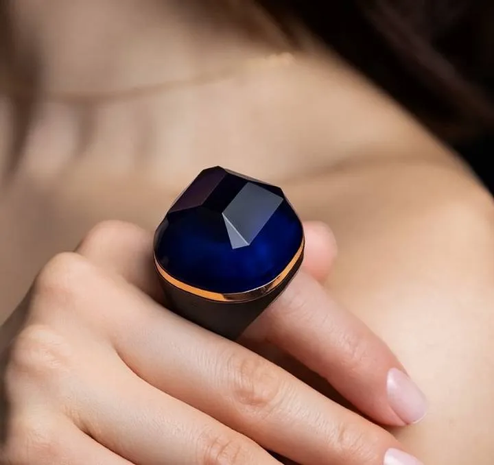 静かでシンプル、清潔な機能美。